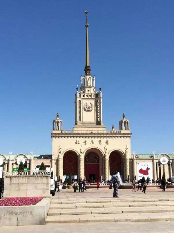 �ŵ�88������վĦ���״����ࡰ¥�е�һչ������������չ