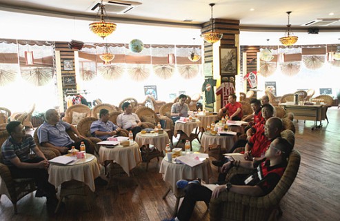 ʱ�̲���Σ����������������ʶ���������������ŵ�88������վ�������� �����³�ֱ��ְԱ2015�ϰ�����ְ��˳���ٿ�